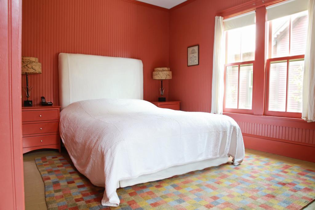 The Porches Inn At Mass Moca นอร์ท อดัมส์ ภายนอก รูปภาพ